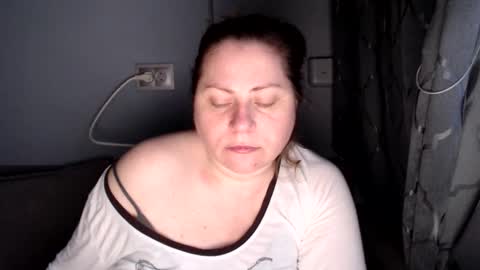 Snapshot of candycream74 chatting on 05/03/26, 03:29 Laura online show from 05/03/26, 03:29