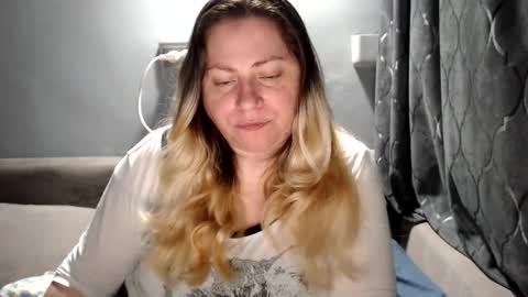 Snapshot of candycream74 chatting on 05/26/26, 06:48 Laura online show from 05/26/26, 06:48