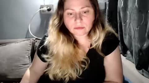 Snapshot of candycream74 chatting on 07/14/26, 02:05 Laura online show from 07/14/26, 02:05