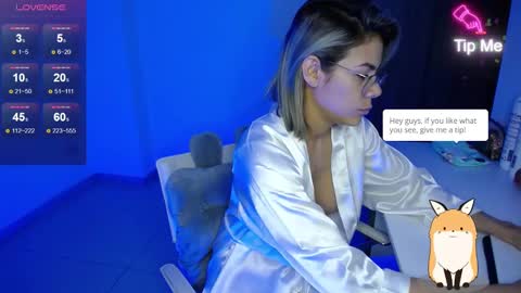Snapshot of candydowson1 chatting on 01/08/25, 10:15 Candy Dowson online show from 01/08/25, 10:15
