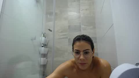 Snapshot of candydowson1 chatting on 12/02/25, 11:34 Candy Dowson online show from 12/02/25, 11:34