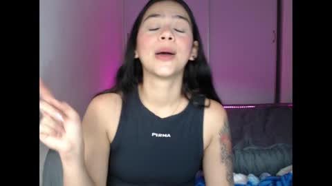 Snapshot of candyfire666 chatting on 09/27/25, 10:15 Sara online show from 09/27/25, 10:15