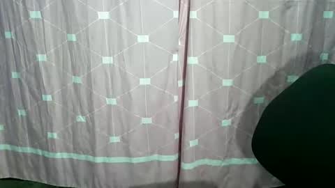 Snapshot of candyflowerlub chatting on 12/05/25, 01:36 candyflowerlub online show from 12/05/25, 01:36