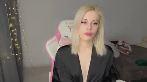 You can call me HH online show from 02/21/26, 02:18