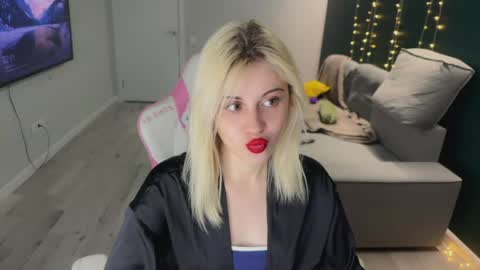 You can call me HH online show from 04/11/26, 04:00