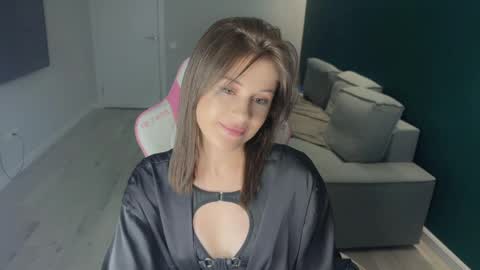 You can call me HH online show from 05/18/26, 05:19