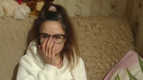 say meow and send tips  online show from 12/15/24, 08:15