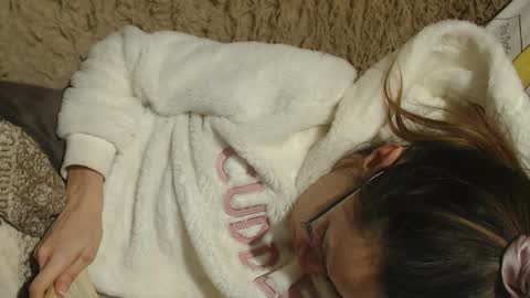 say meow and send tips  online show from 01/17/25, 02:50