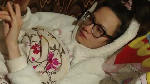 say meow and send tips  online show from 03/02/25, 01:04