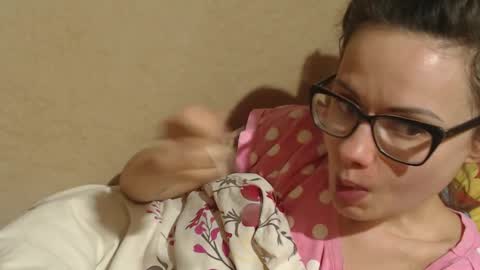 say meow and send tips  online show from 03/11/25, 09:15