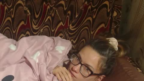 say meow and send tips  online show from 11/30/25, 10:47