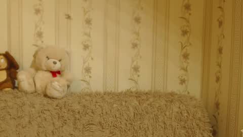 Snapshot of candylady136 chatting on 02/07/25, 03:19 say meow and send tip online show from 02/07/25, 03:19