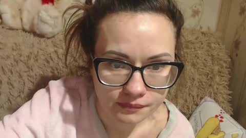 Snapshot of candylady136 chatting on 02/20/25, 10:59 say meow and send tip online show from 02/20/25, 10:59