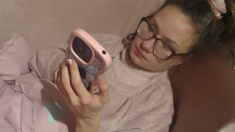 Snapshot of candylady136 chatting on 01/18/26, 03:10 say meow and send tip online show from 01/18/26, 03:10