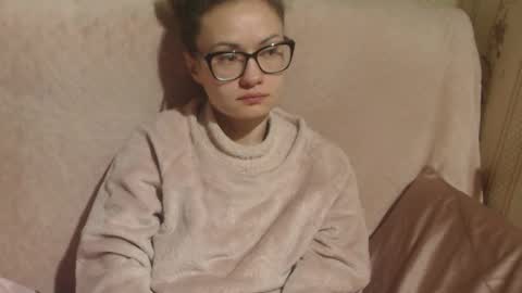 Snapshot of candylady136 chatting on 02/11/26, 04:06 say meow and send tip online show from 02/11/26, 04:06