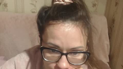 Snapshot of candylady136 chatting on 02/21/26, 01:01 say meow and send tip online show from 02/21/26, 01:01