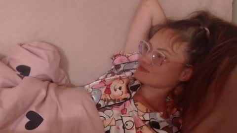 say meow and send tip  online show from 05/13/26, 07:17