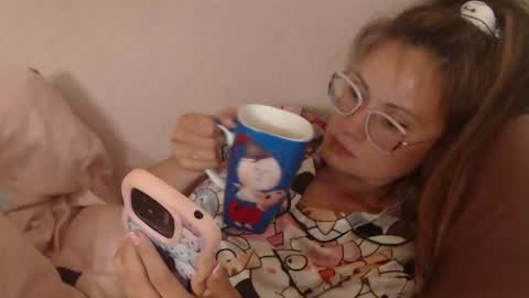 Snapshot of candylady136 chatting on 06/20/26, 03:04 say meow and send tip online show from 06/20/26, 03:04