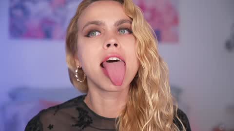 FANSLY  -    online show from 03/08/25, 03:13