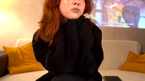 Snapshot of candylolly_ chatting on 12/03/25, 10:46 Anna online show from 12/03/25, 10:46