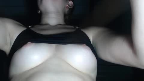 Snapshot of candylovet chatting on 10/01/25, 02:34 candylovet online show from 10/01/25, 02:34