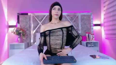 candyluxury_ online show from 05/14/26, 12:12