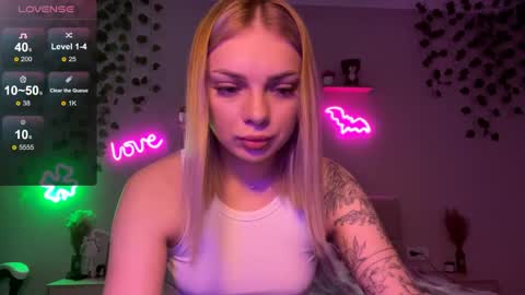 Candy online show from 05/24/26, 09:58