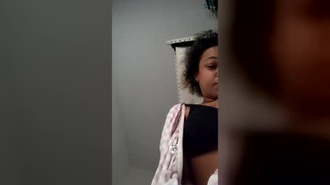 candyredxo2024 online show from 07/05/26, 04:47