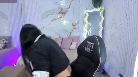 CANDYY online show from 06/17/26, 11:45