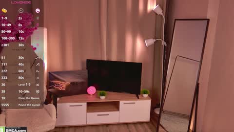 Snapshot of candyygirl44 chatting on 02/24/26, 10:41 Karina online show from 02/24/26, 10:41