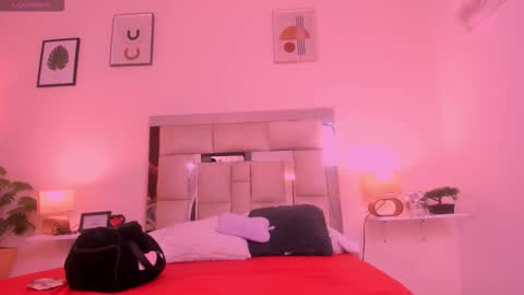 Candy online show from 09/16/25, 07:26