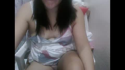 Snapshot of candyyonah03 chatting on 12/27/24, 09:32 candyyonah03 online show from 12/27/24, 09:32