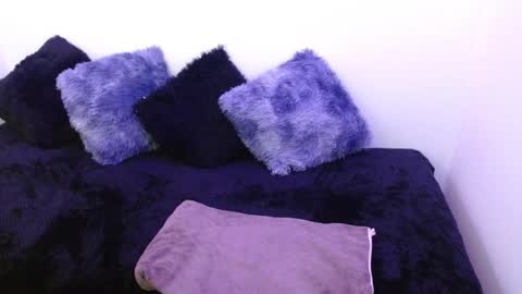 canela_s1 online show from 11/21/25, 09:02