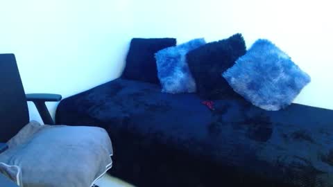 canela_s1 online show from 01/07/26, 08:44