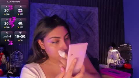 GABRIELA LOPEZ online show from 10/07/25, 04:20