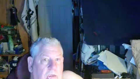 canoelicker69 online show from 09/28/25, 10:42