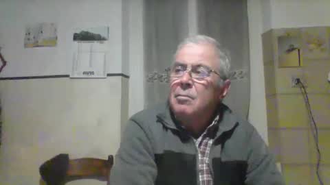 Snapshot of cantera577 chatting on 11/25/25, 04:51 cantera577 online show from 11/25/25, 04:51