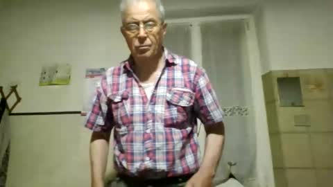 Snapshot of cantera577 chatting on 05/27/26, 08:06 cantera577 online show from 05/27/26, 08:06