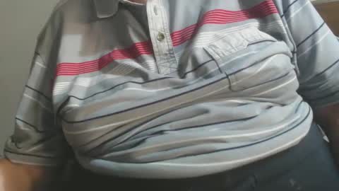 Snapshot of capitanfuturo44 chatting on 09/21/25, 11:45 Cinzia ex regina online show from 09/21/25, 11:45