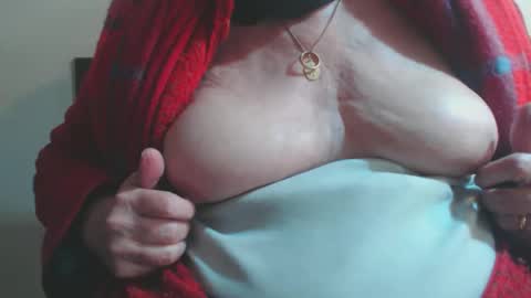 Cinzia  ex regina  online show from 04/14/26, 02:45