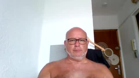 Snapshot of caplover1971 chatting on 07/16/26, 01:28 caplover1971 online show from 07/16/26, 01:28