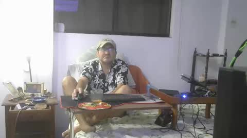 capotano online show from 04/19/26, 10:47