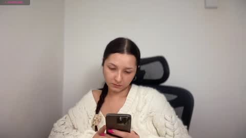 Emma online show from 01/16/25, 03:13