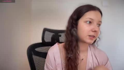 Emma online show from 02/13/25, 12:11