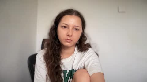 Emma online show from 09/11/25, 07:08