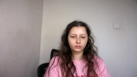 Emma online show from 04/10/26, 05:56