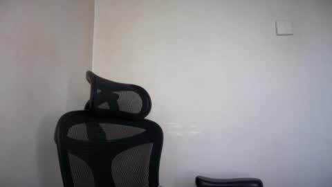 Emma online show from 06/01/26, 04:58