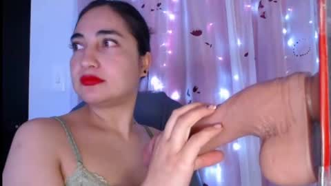 Snapshot of capricornio_16 chatting on 12/23/25, 05:38 CAPRICORNIO online show from 12/23/25, 05:38