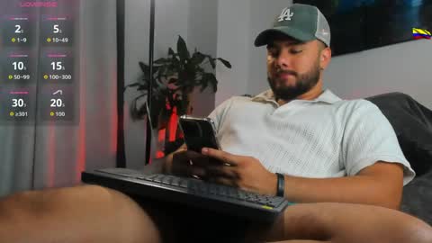 caprywilliams online show from 05/30/26, 08:44