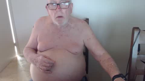 Snapshot of capt5105 chatting on 02/10/25, 02:41 capt5105 online show from 02/10/25, 02:41